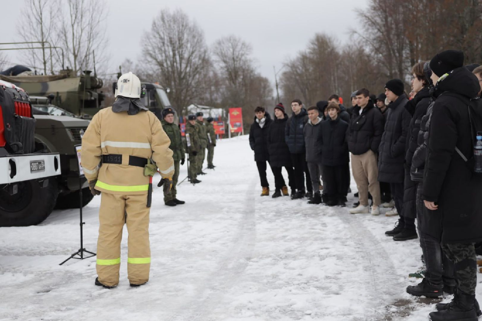 можайск, можайский муниципальный округ, подмосковье, военная часть, военный, день открытых дверей, школьники, профессия военного,