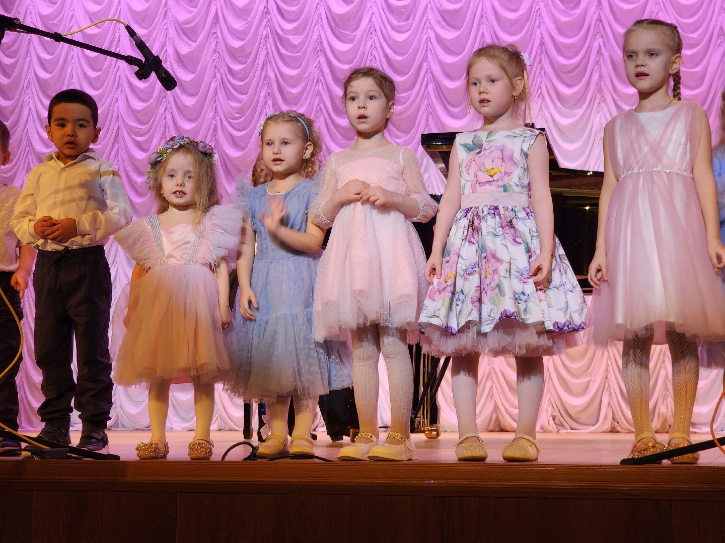 фрязино, дши, концерт, международный женский день,