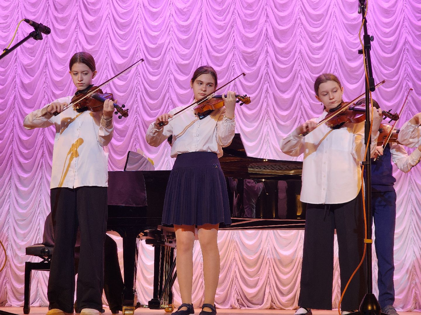 фрязино, дши, концерт, международный женский день,