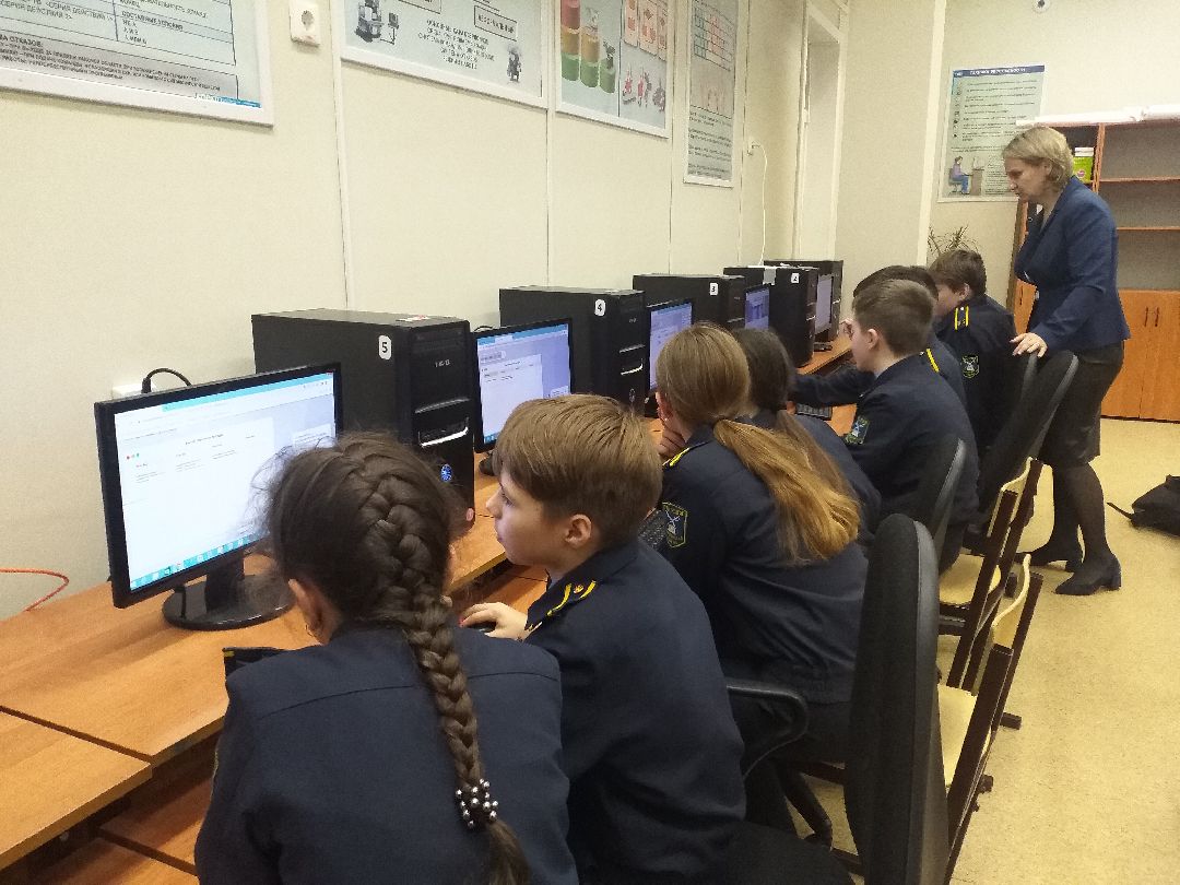 Лосино-Петровский, общество