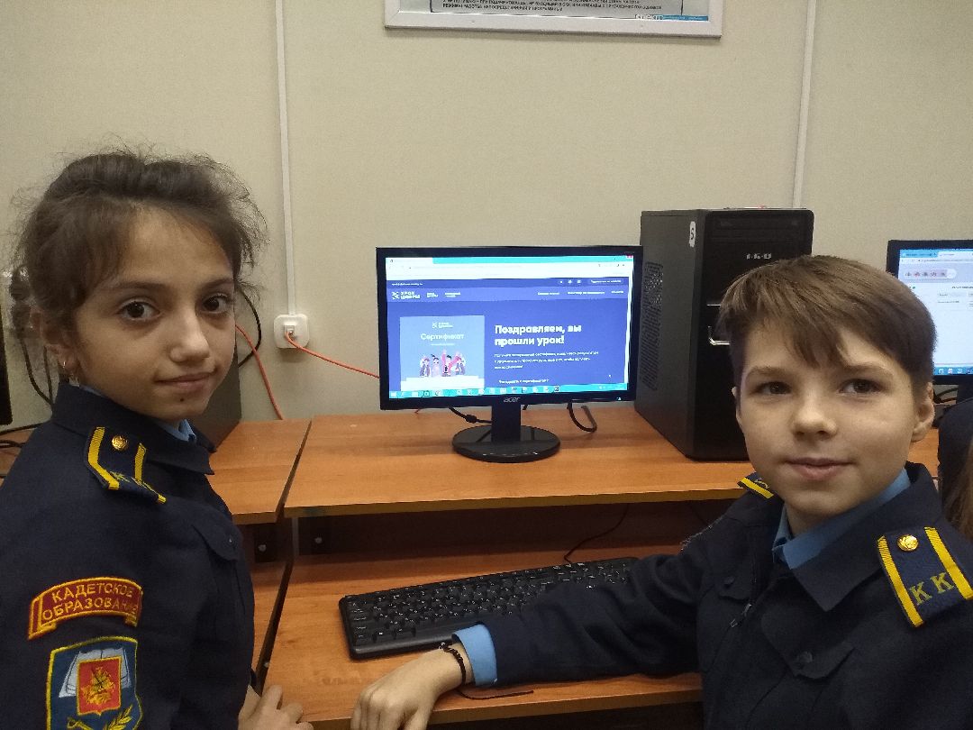 Лосино-Петровский, общество