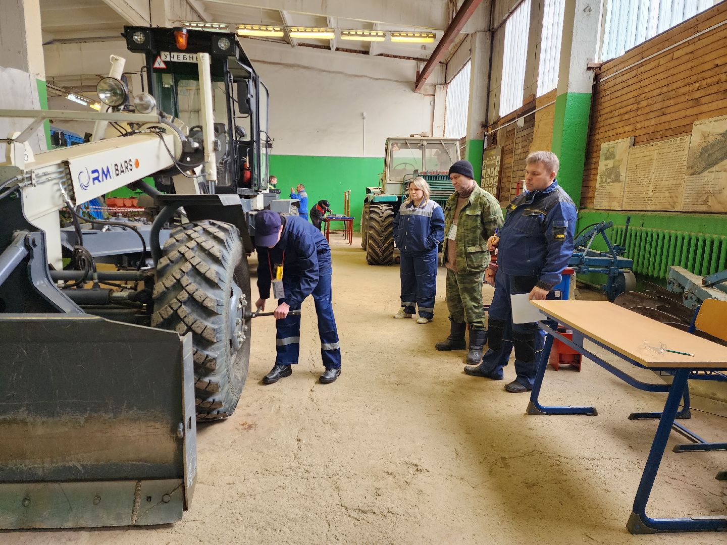 раменское, образование, раменский дорожно-строительный техникум, чемпионат профессионалы 2025,управление автогрейдером,