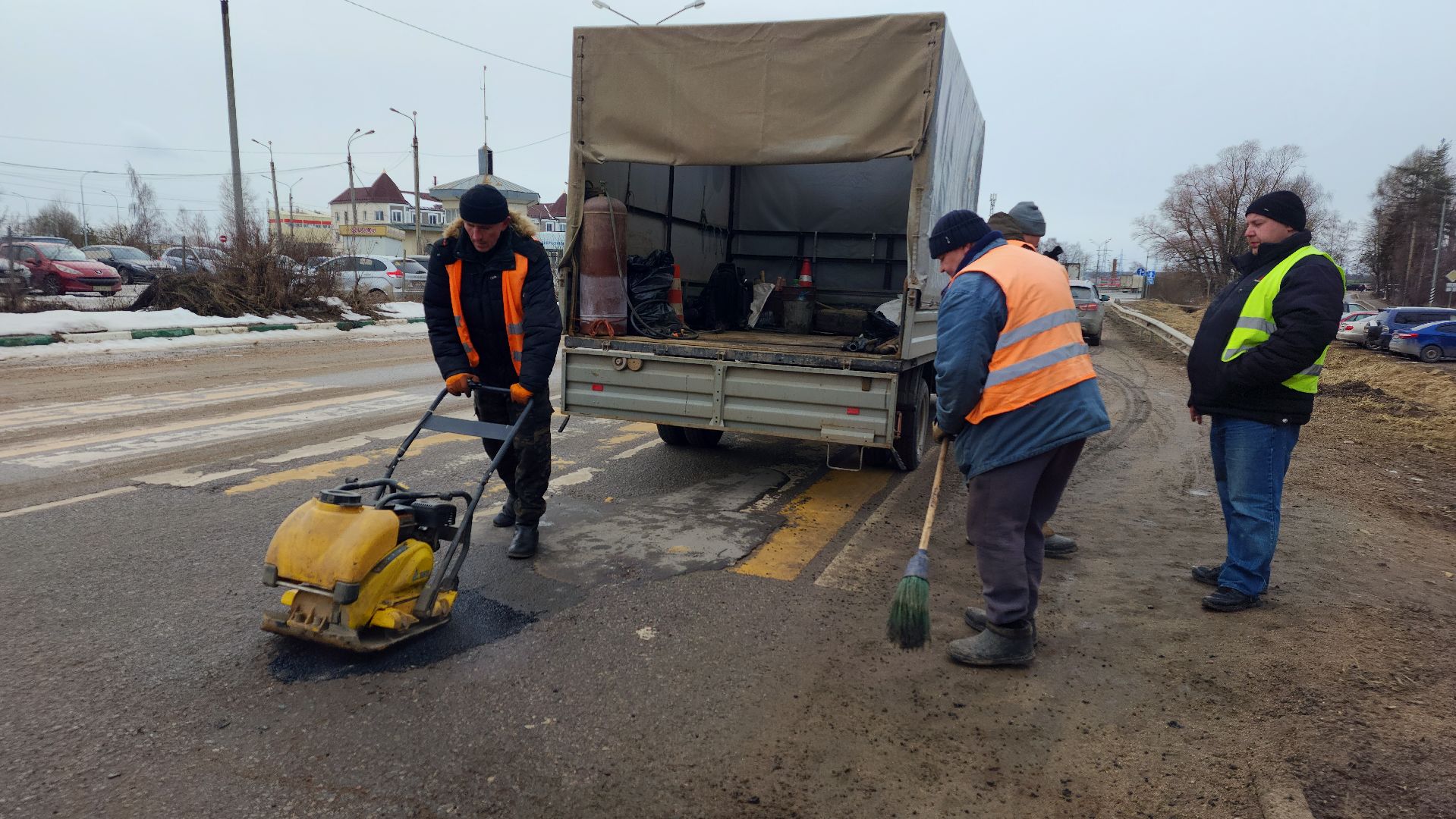 волоколамск, ремонт дорог, ямочный ремонт,