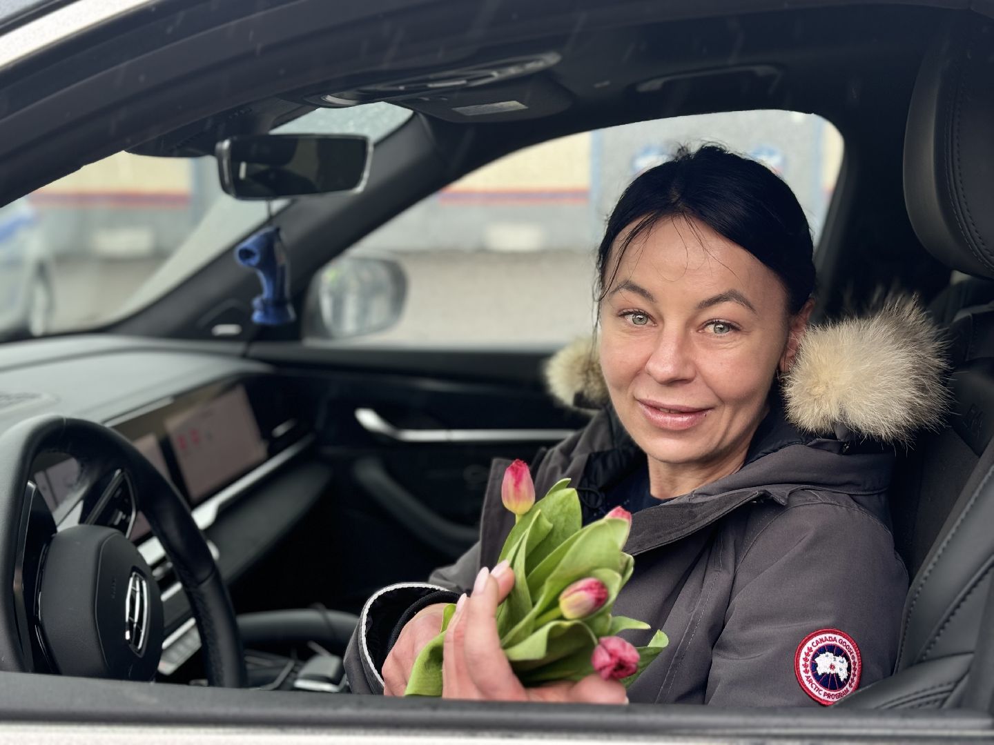 сотрудники гибдд поздравляют с 8 марта, ленинский городской округ, автоледи,