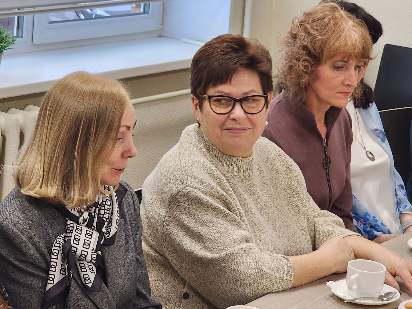 8 марта, мытищи, девушки,