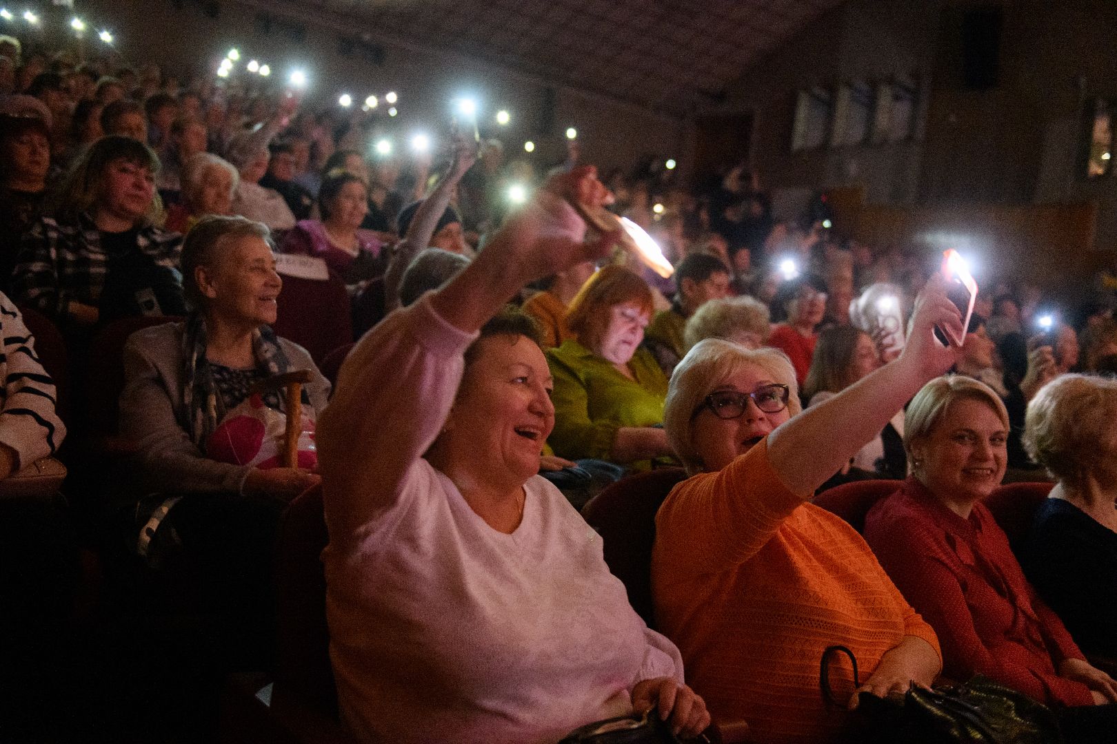 лыткарино, дк цм лыткарино, вадим евтеев, илья викторов, концерт к 8 марта, международный женский день, вертикалки,