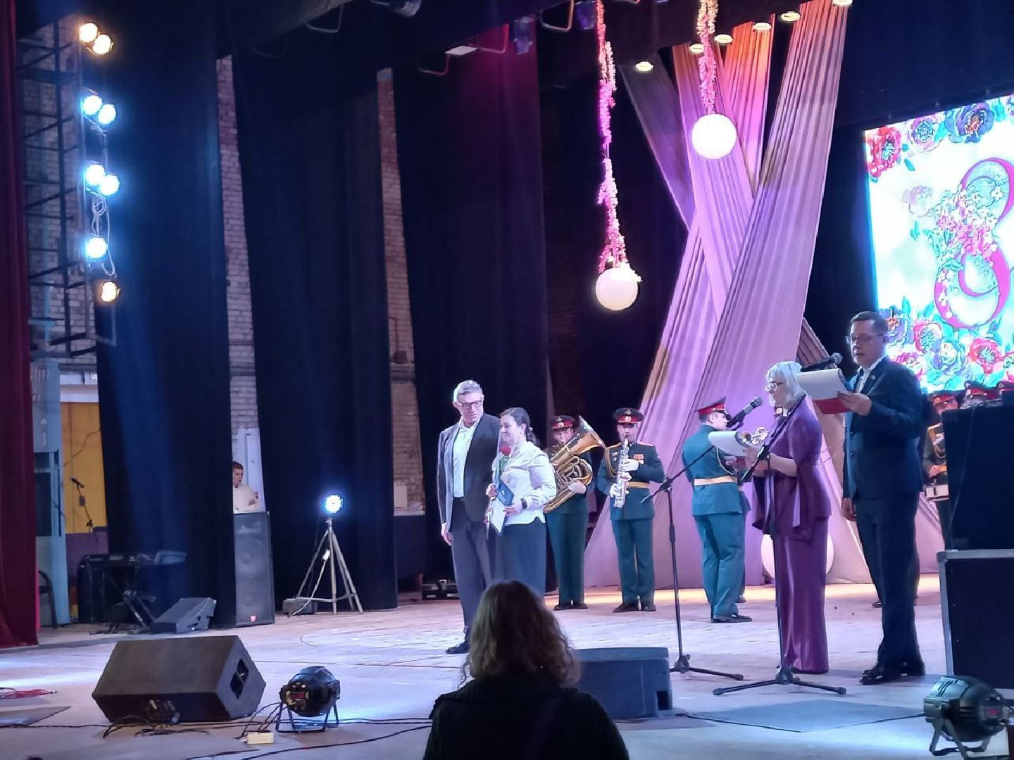 сергиев посад, 8 марта, концерт, женский день, дк гагарина,