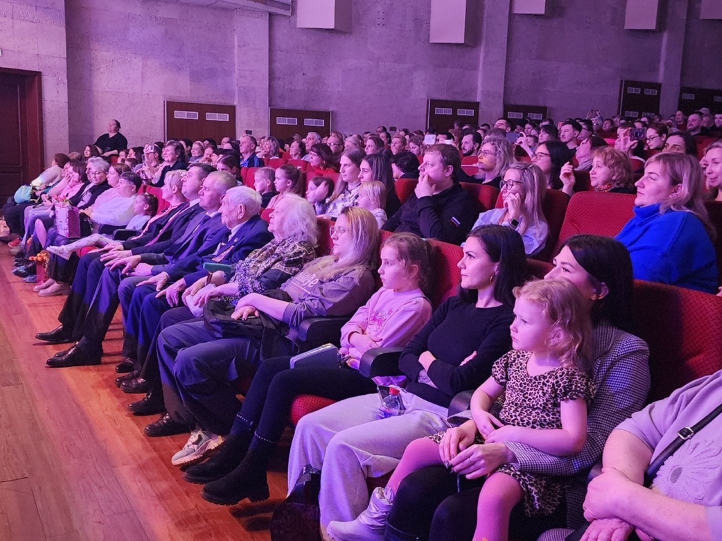 фрязино, концерт, международный женский день, семьи участников сво,