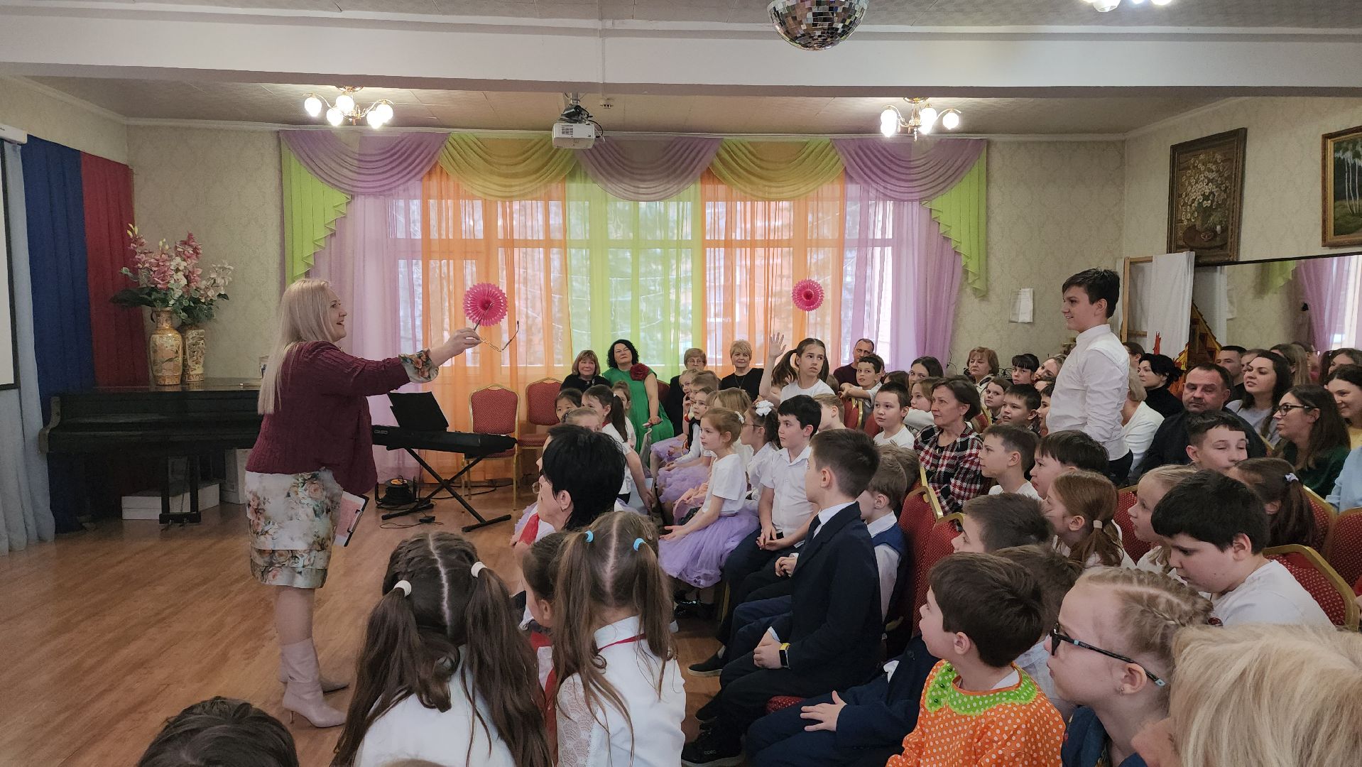 пушкино, лицей, пушкинский округ, лицеисты, международный женский день, концерт,вертикалки,