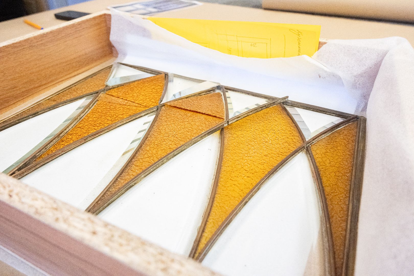 витражная мастерская, лыткарино, экономика, дом с рыцарем, дом шугаевых, витражи, вертикалки,