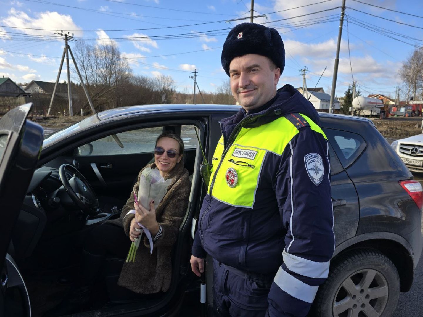 можайск, можайский муниципальный округ, подмосковье, Госавтоинспекция, 8 марта, международный женский день, поздравление, сотрудники ДПС,
