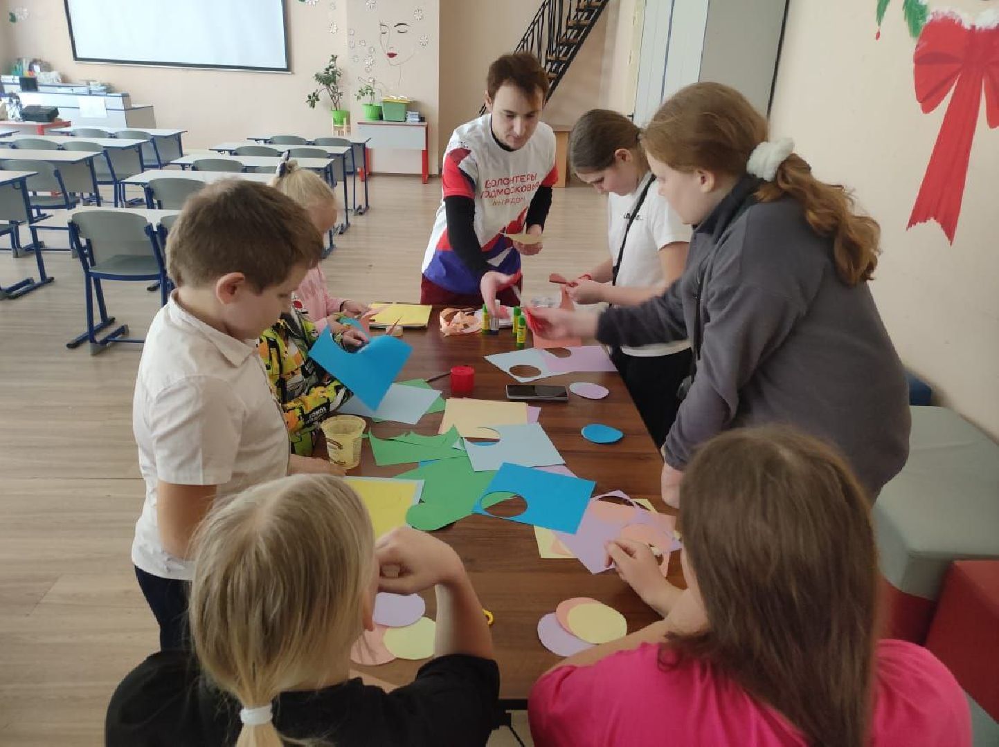 городской округ восход, кдц, открытка, аппликация, дети, мастер-класс,8 марта,