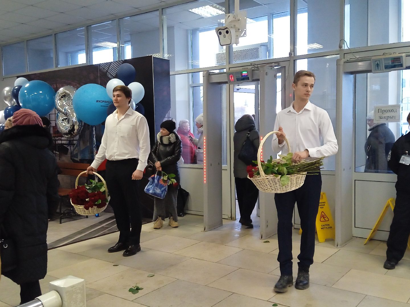 Коломна, коломенский завод, 8 марта,