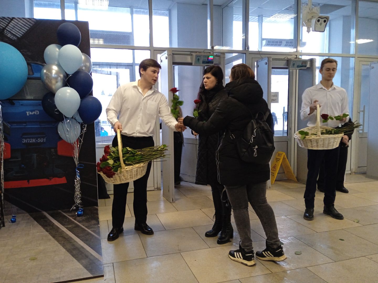 Коломна, коломенский завод, 8 марта,