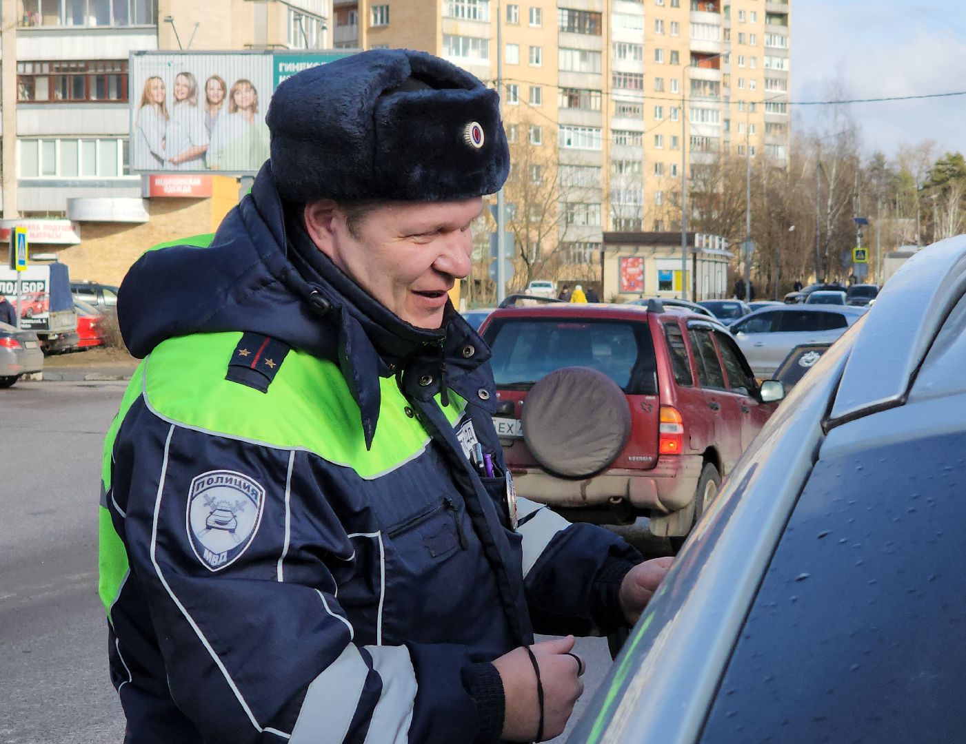 Дубна, Госавтоинспекция, цветы для автоледи, Международный женский день, Праздник,
