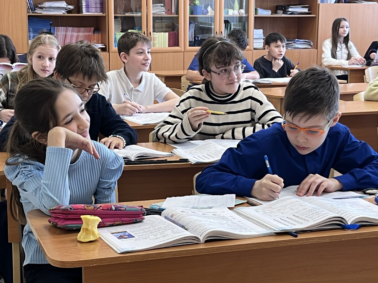 наро-фоминск, образование Подмосковья, Школьная жизнь, Женский день, День самоуправления,