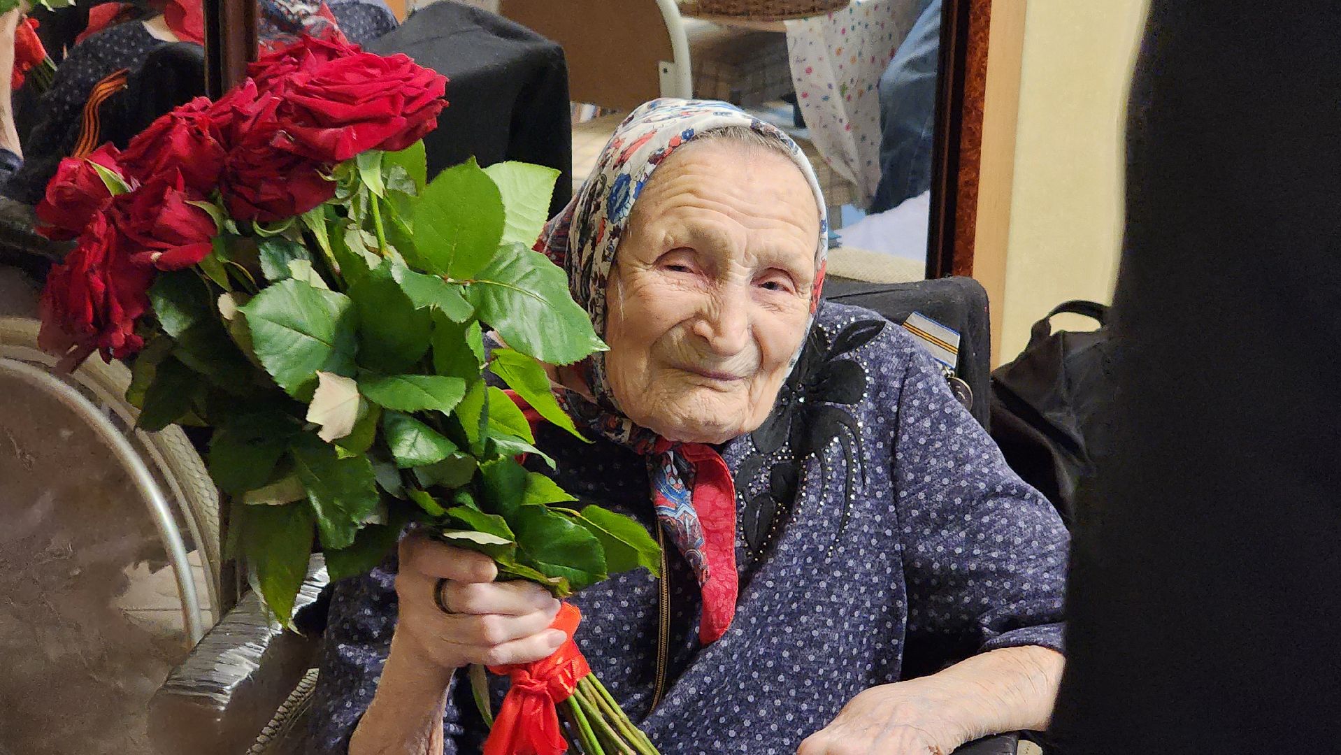 поздравление ветерана труда, 8 марта, протвино,