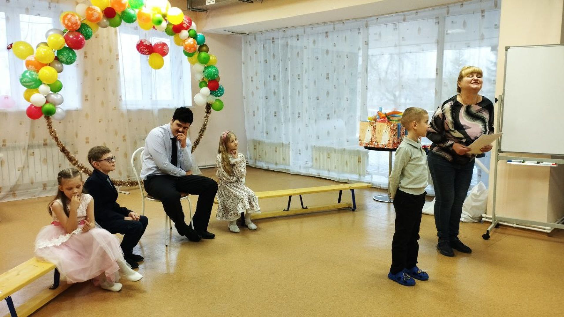 ивантеевка, 8 марта, международный женский день, дети с овз, концерт, мама, поздравления, центр социального обслуживания,