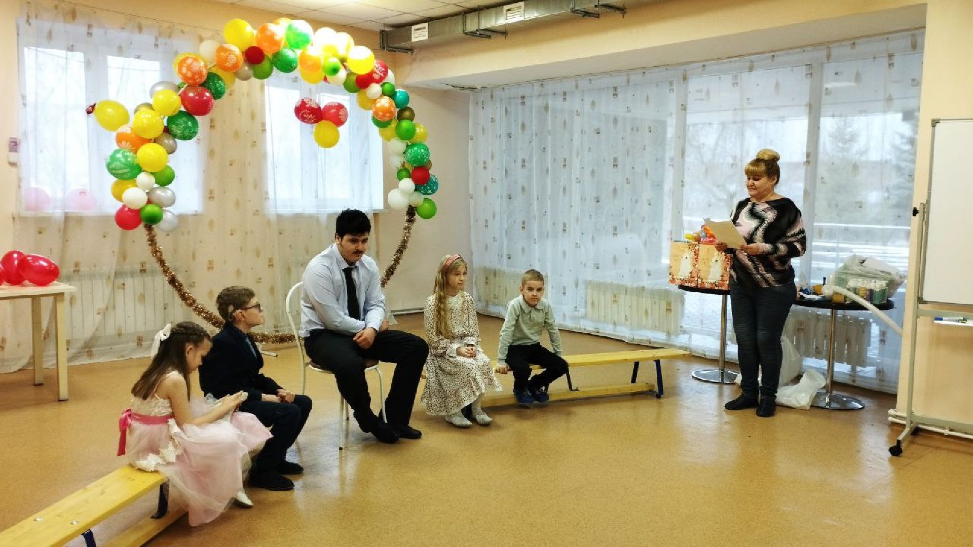 ивантеевка, 8 марта, международный женский день, дети с овз, концерт, мама, поздравления, центр социального обслуживания,