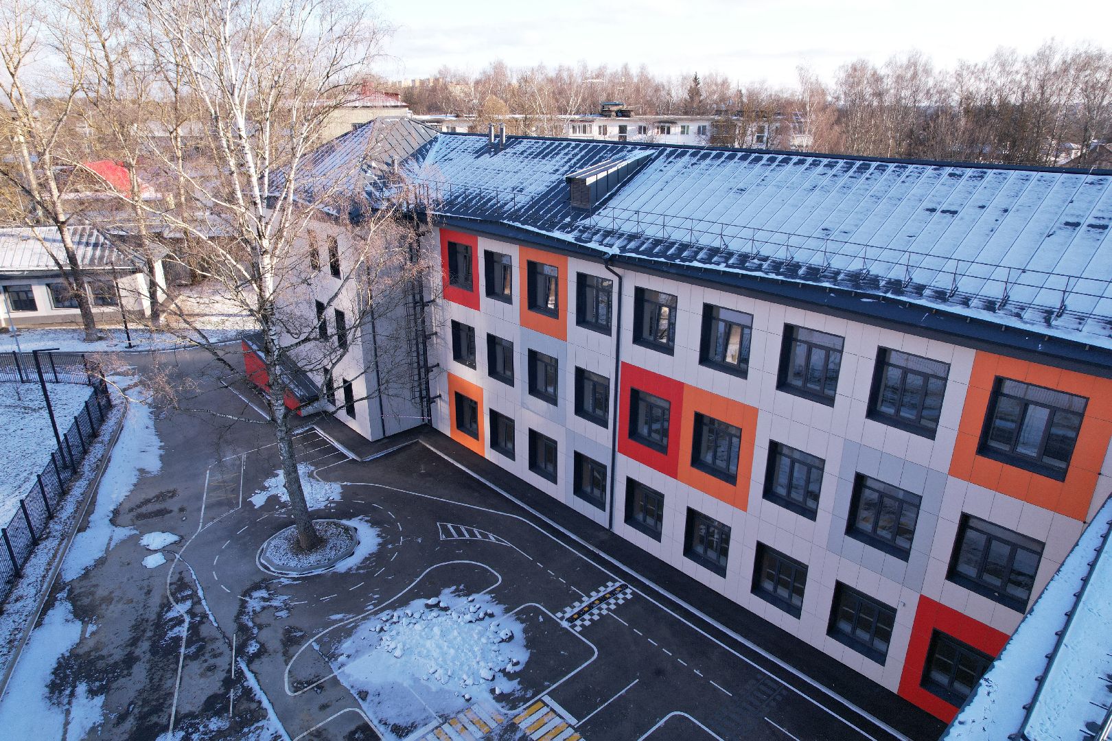 видео с коптера, Звенигород школа 2, капремонт школы,