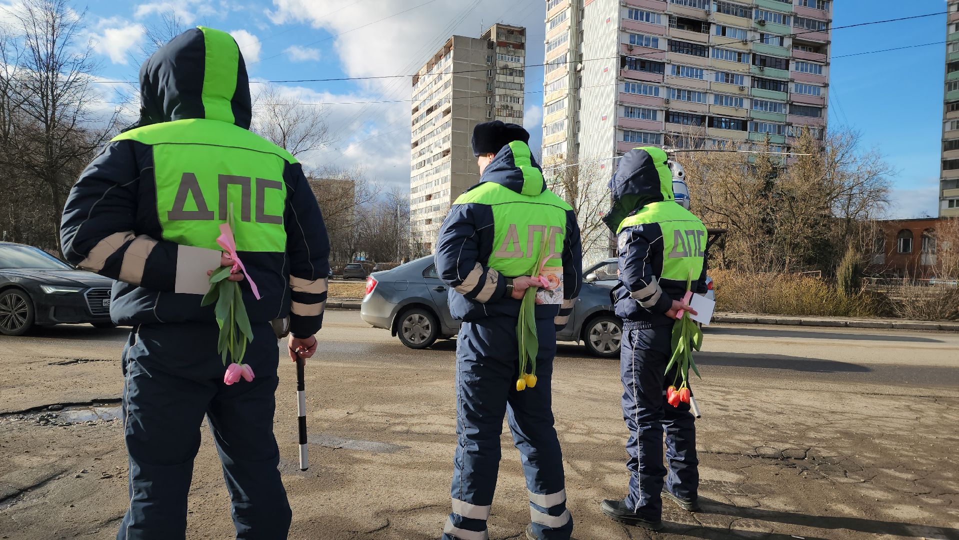 цветы для автоледи, Цветы, Лобня, госавтоинспекция,