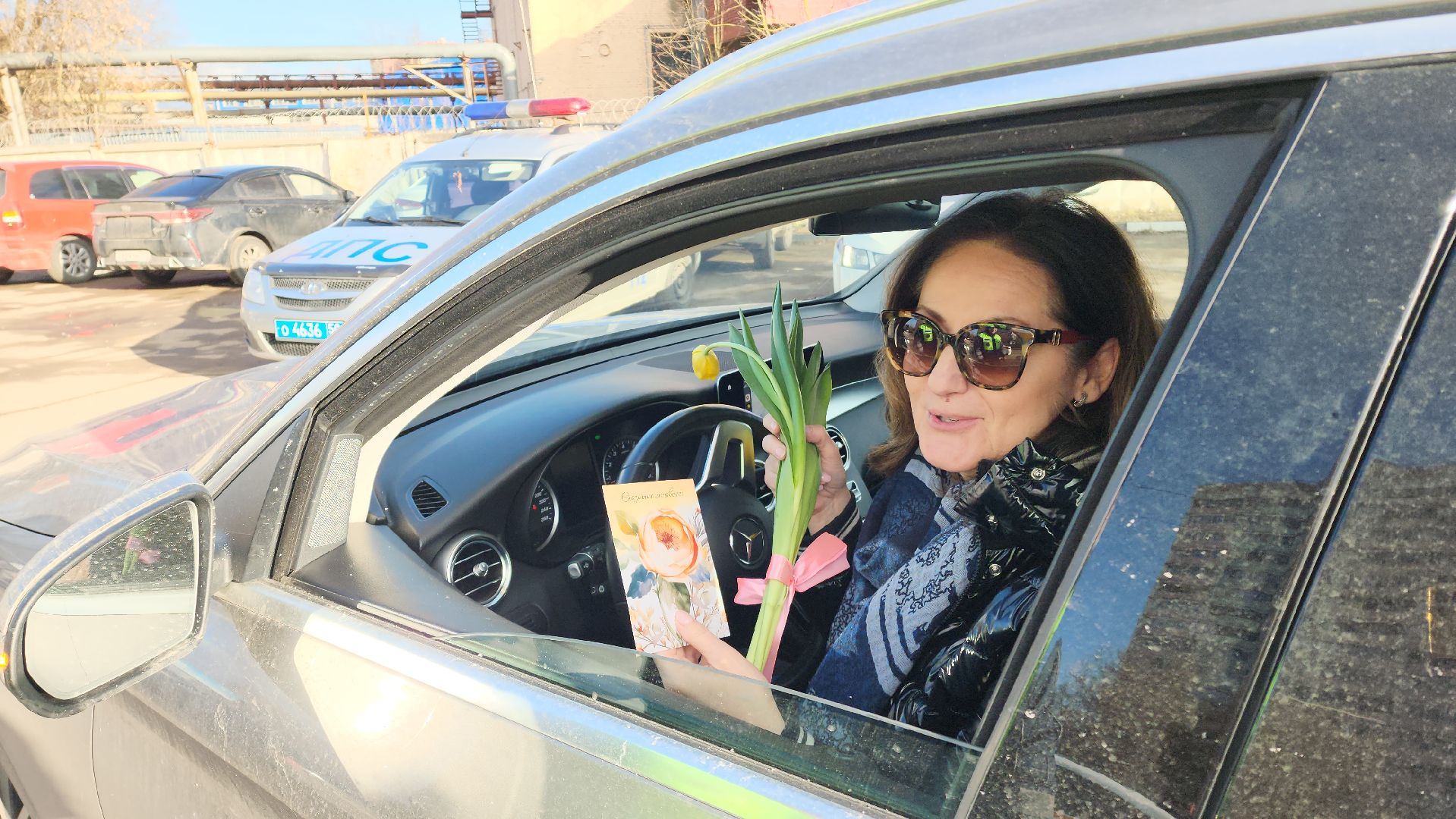 цветы для автоледи, Цветы, Лобня, госавтоинспекция,