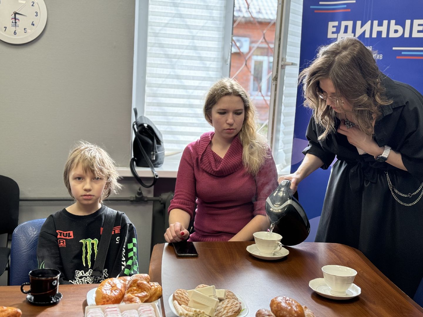 международный женский день, жены военнослужащих, участники сво, ленинский городской округ, депутаты совета депутатов,