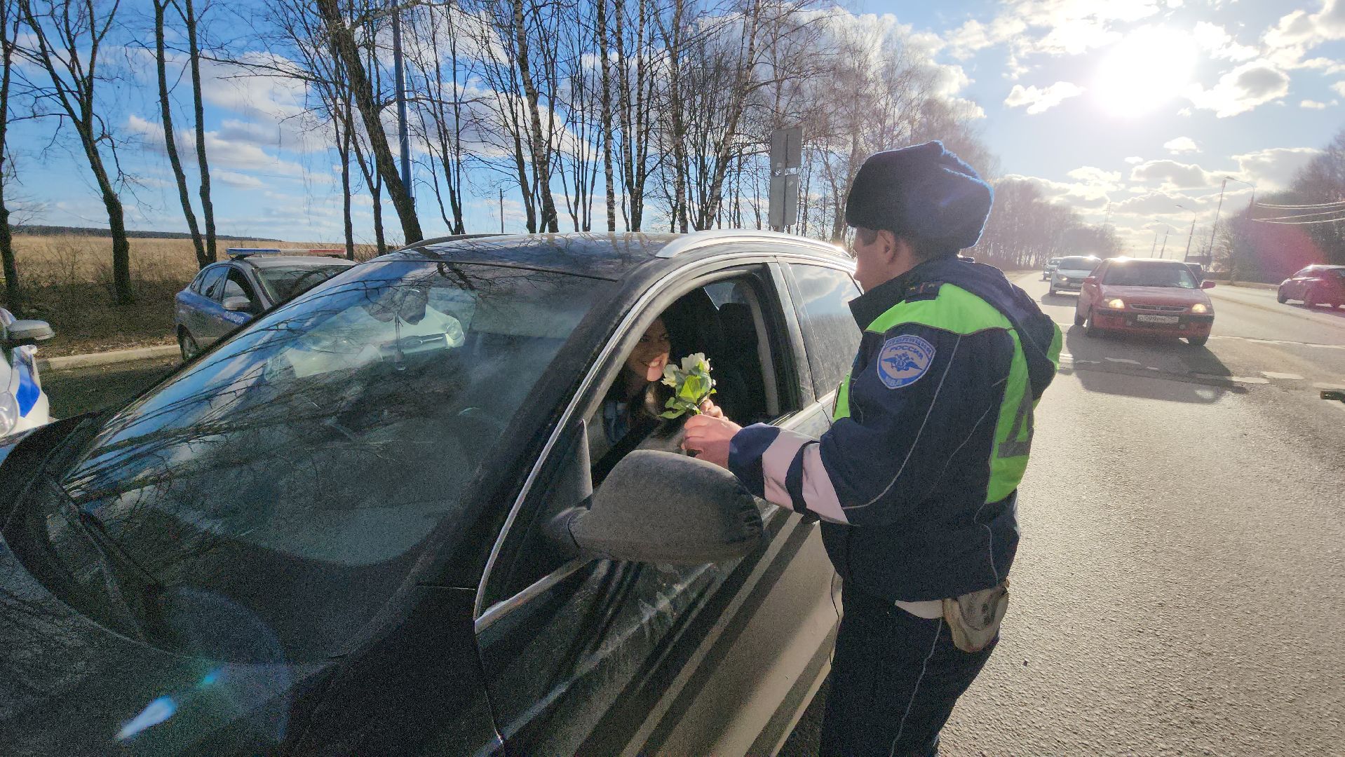 кашира, 8 марта, госавтоинспекция, транспорт, праздник, акция, цветы,