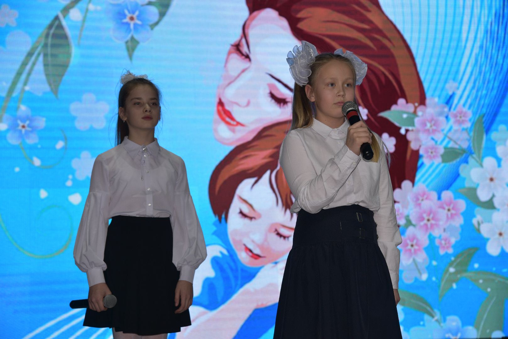 лотошино, лотошинский цдк, концерт, 8 марта, международный женский день,