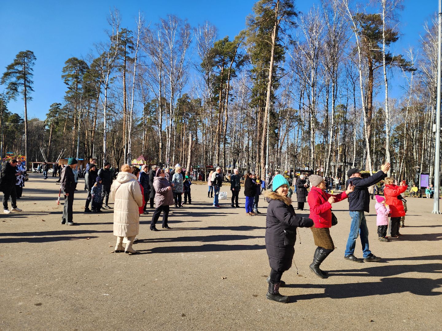 Ногинск, Парк, Общество, 8 марта, Цветы, Концерт,