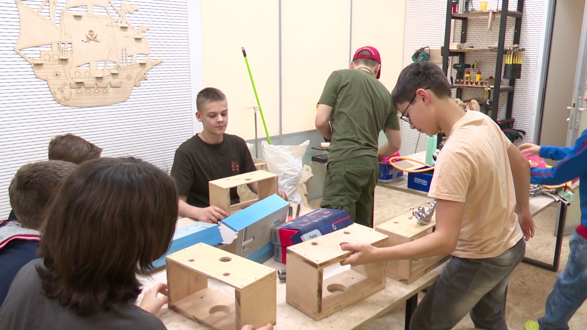 реутов, образование, мастерская для детей, стоялная мастерская,