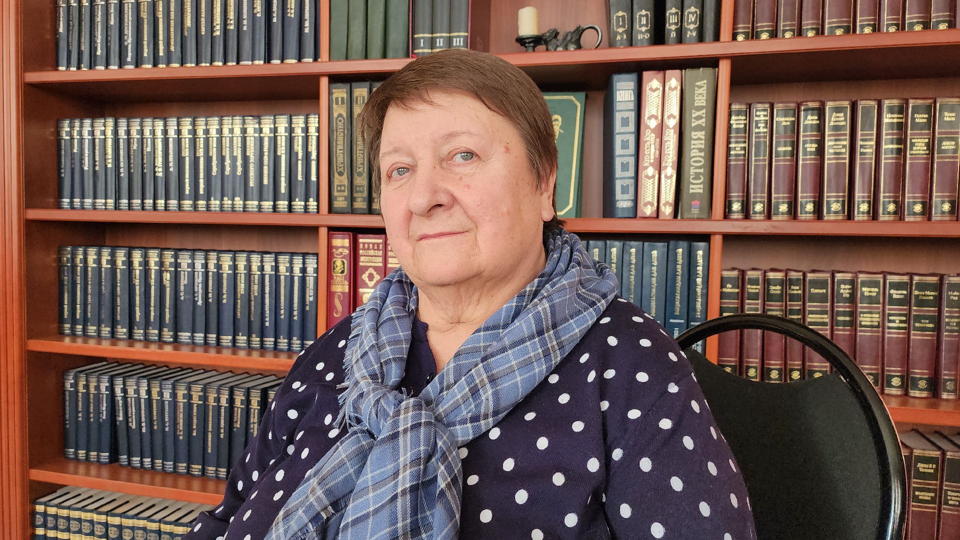 истра, культура, библиотека, вернисаж,