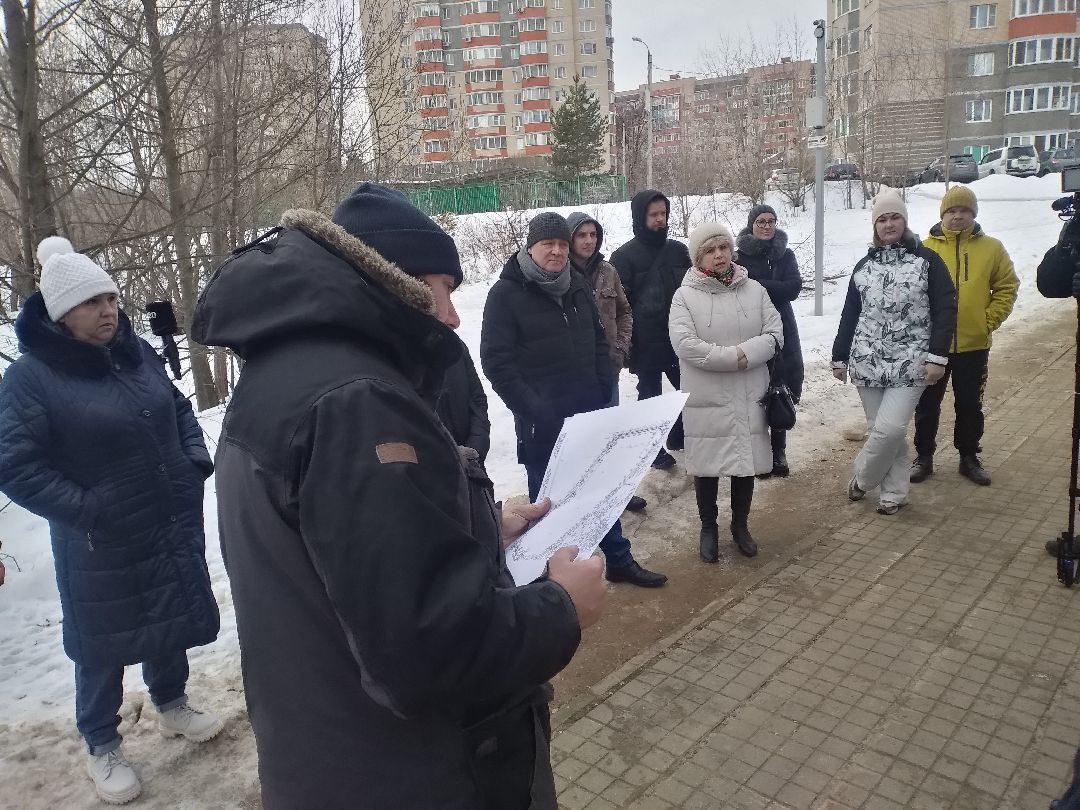 Лосино-Петровский, общество