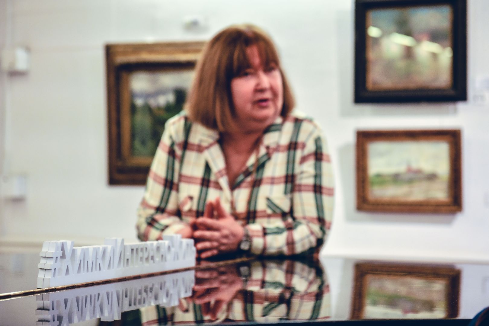 экскурсия, экскурсовод, галерея, картина,