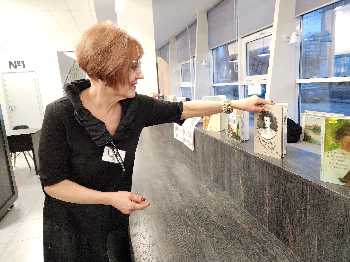 Чехов, улица Лопасненская, центральная библиотека, модернизация, обновление, модельная библиотека нового поколения, образовательный центр, красивый и модный дизайн, современное оборудование, информационные технологии, новая мебель, компьютеры, нацпроект Культура, госпрограмма московской области, культура и туризм в подмосковье,