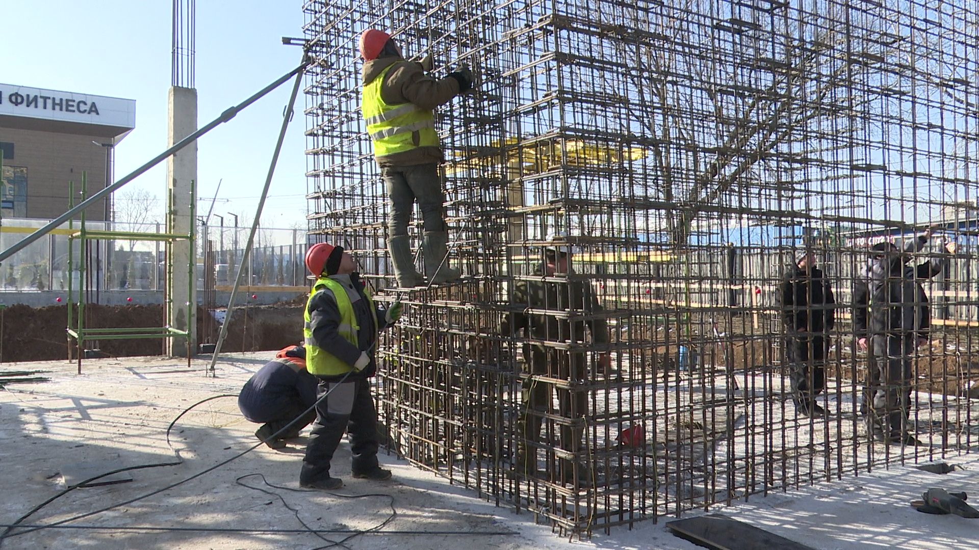 реутов, старт, стадион, реконструкция, строительство,