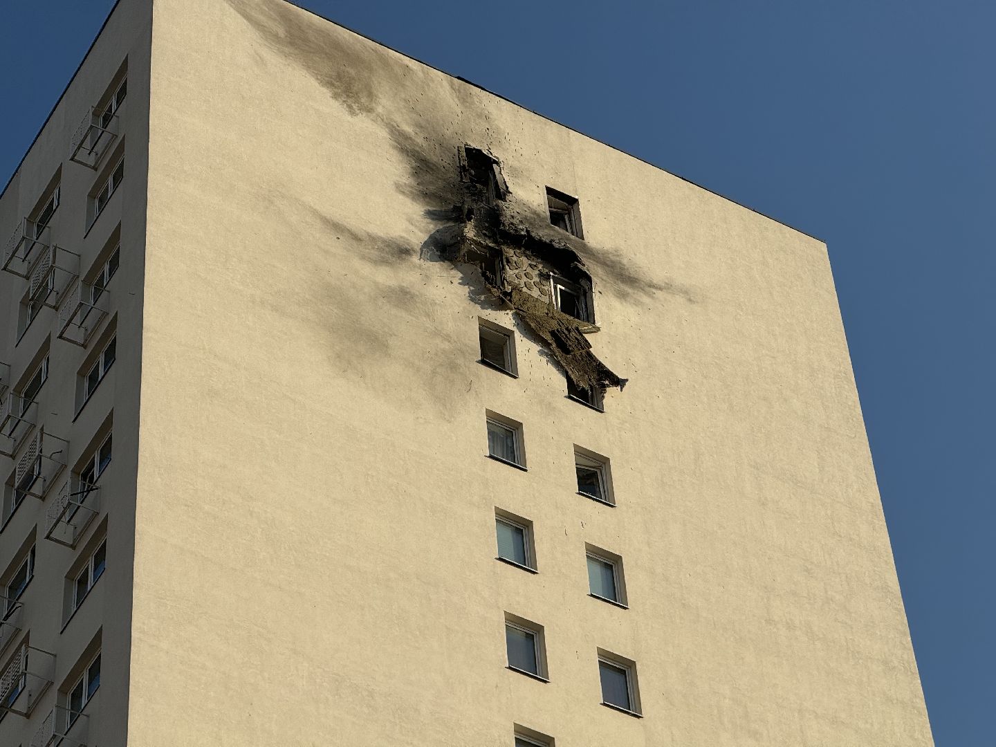 бпла, массовая атака беспилотников, ленинский го, пострадавшие,