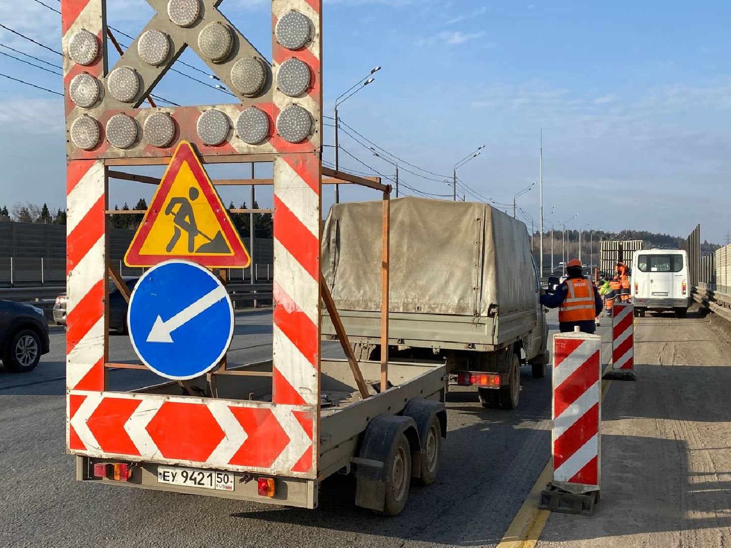 шумозащитный экран, замена шумозащитных экранов, замена шумозащитных экранов на новорижском шоссе, новорижское шоссе, павловская слобода,