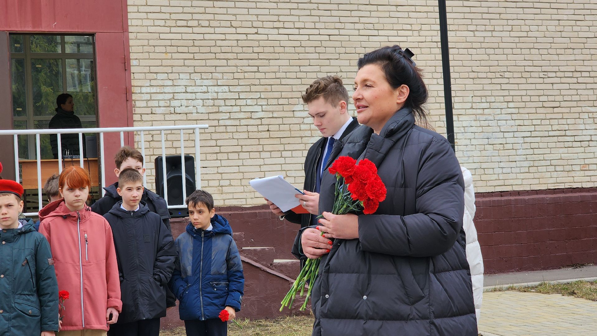 мемориальная доска, Лобня, Школа,