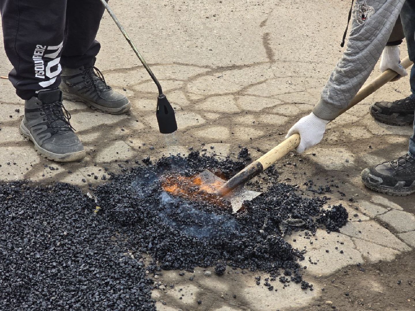 можайск, можайский городской округ, подмосковье, дороги, ямочный ремонт, ямы, ямы на дорогах, дефекты дорожного полотна,