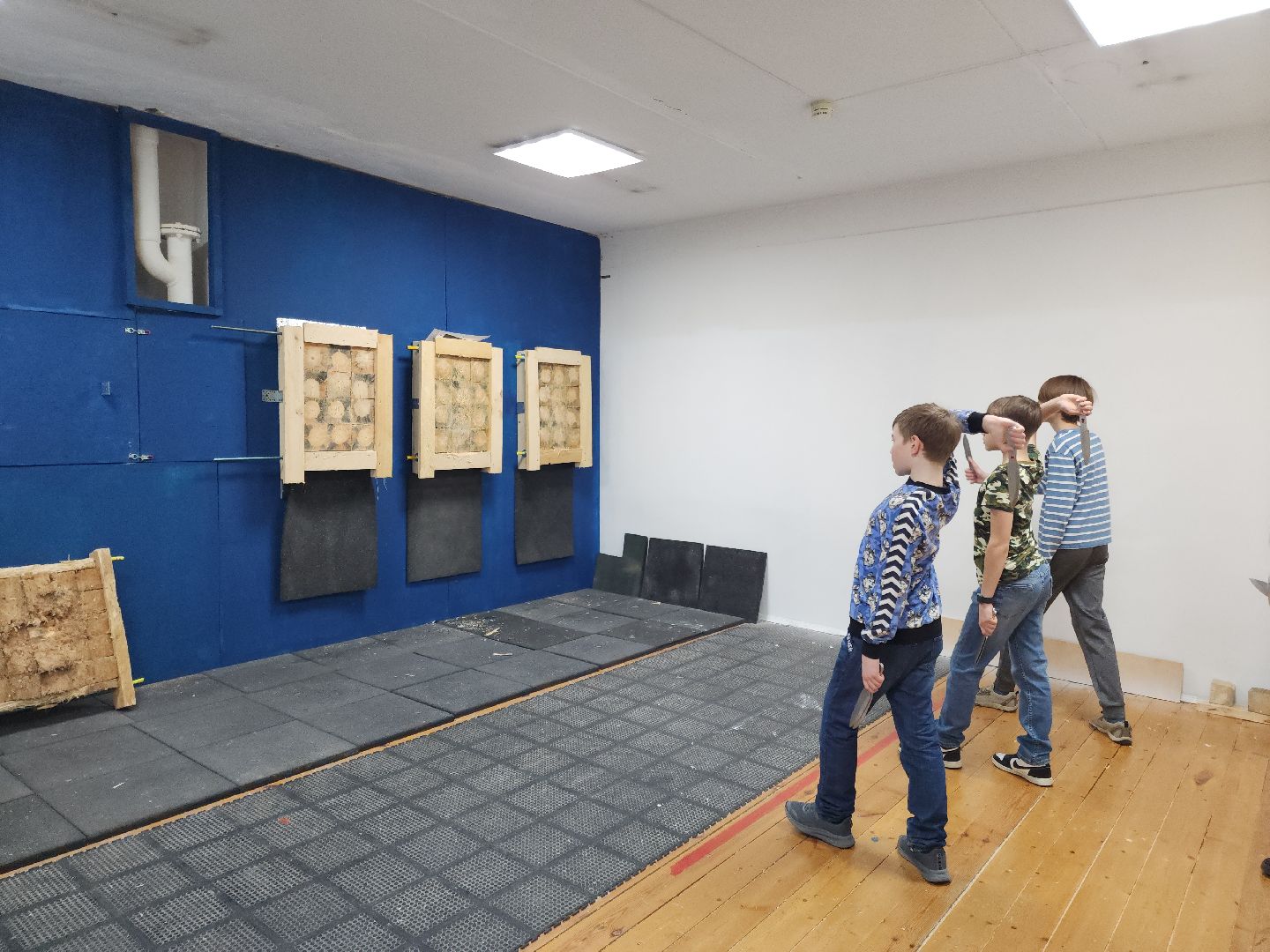 Подольск, спортивное метание ножа, соревнования, спортзал,