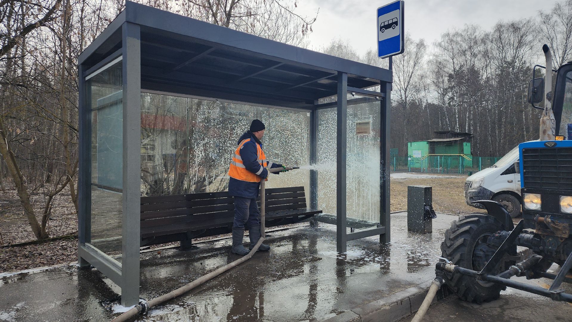 ивантеевка, пушкинский, остановочные павильоны, коммунальная служба, уборка города, вертикалки,