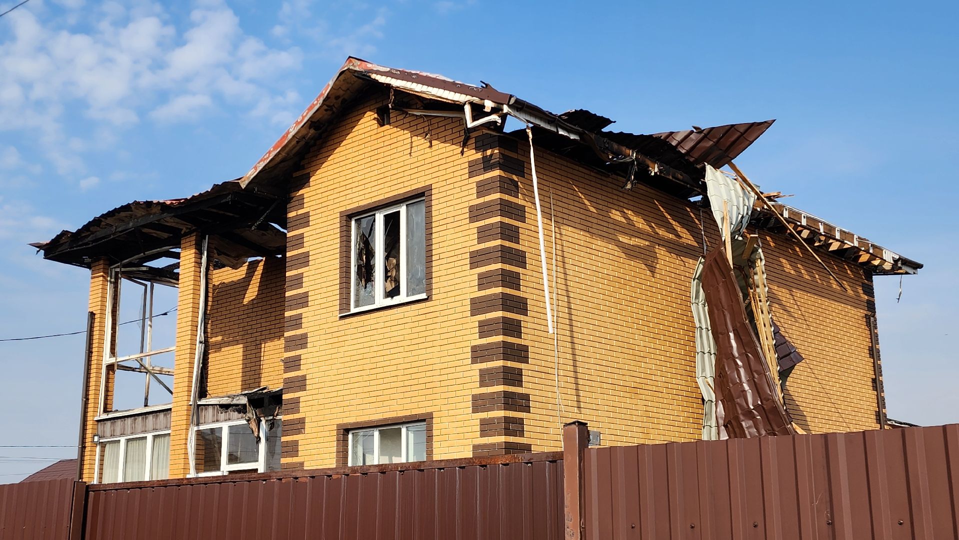 БПЛА, Раменский округ, Софьино, Дом после атаки БПЛА,