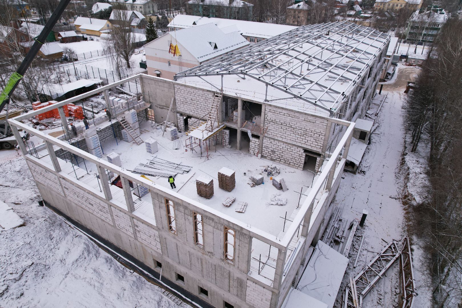 видео с коптера, покровская школа в истре, пристройка к школе в истре,