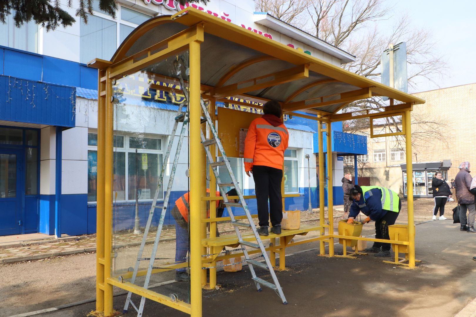 серебряные пруды, первомайская, автобусные остановки, мосавтодор,