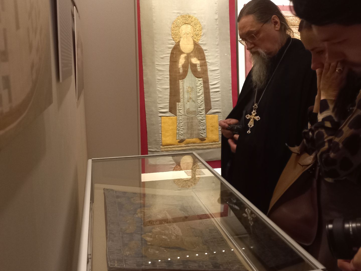 сергиев посад, лавра, сергиево-посадский музей-заповедник, Ризница, шитьё, Кирилло-белозерский музей-заповедник,