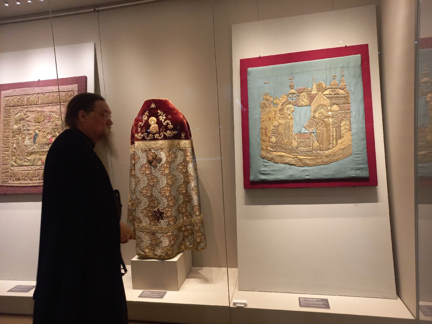 сергиев посад, лавра, сергиево-посадский музей-заповедник, Ризница, шитьё, Кирилло-белозерский музей-заповедник,