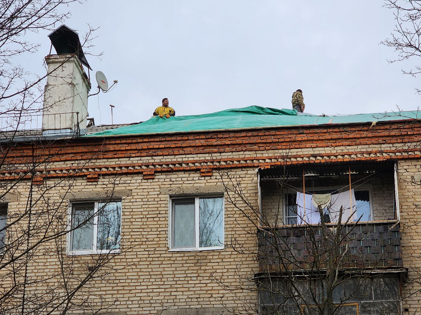 Чехов, улица Ильича 38, жилой дом, капитальный ремонт кровли, капремонт крыши, демонтажные работы, новый каркас, покрытие кровли, обновление,гидроизоляция, теплоизоляция, Фонд капремонта Московской области,