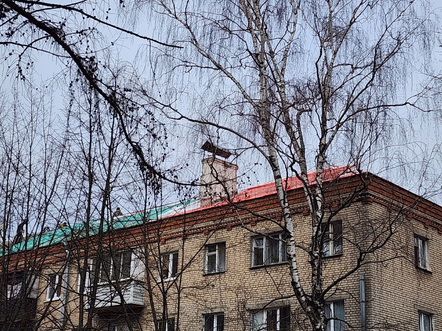 Чехов, улица Ильича 38, жилой дом, капитальный ремонт кровли, капремонт крыши, демонтажные работы, новый каркас, покрытие кровли, обновление,гидроизоляция, теплоизоляция, Фонд капремонта Московской области,