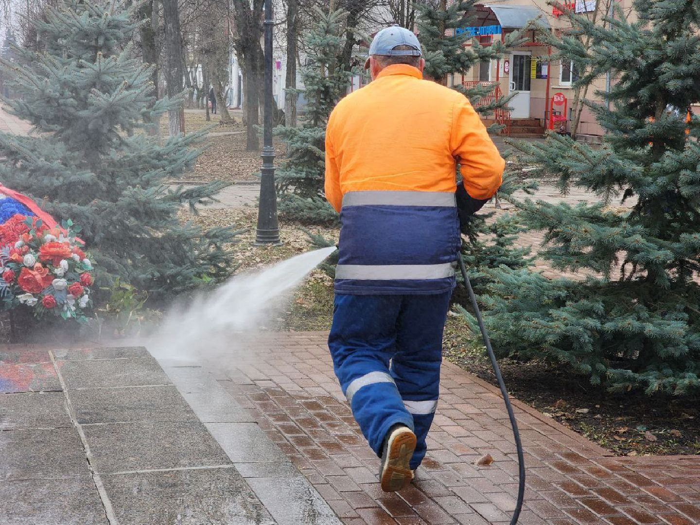 солнечногорск, уборка территорий, коммунальные службы, советская площадь, жители,
